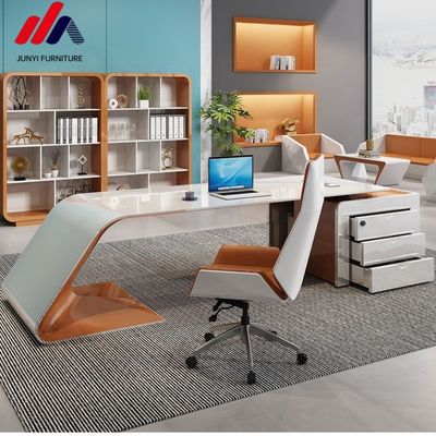 ISO9001/ISO14001 인증을 받은 MDF 베이킹 라크 작업 테이블 관리자 책상